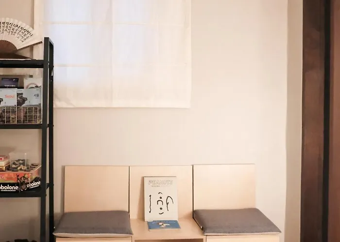 Villa #Lucyne Stay#왕십리역10분#행당역5분#동대문#명동#홍대#성수#압구정#강남#무료짐보관#공항버스 Seul